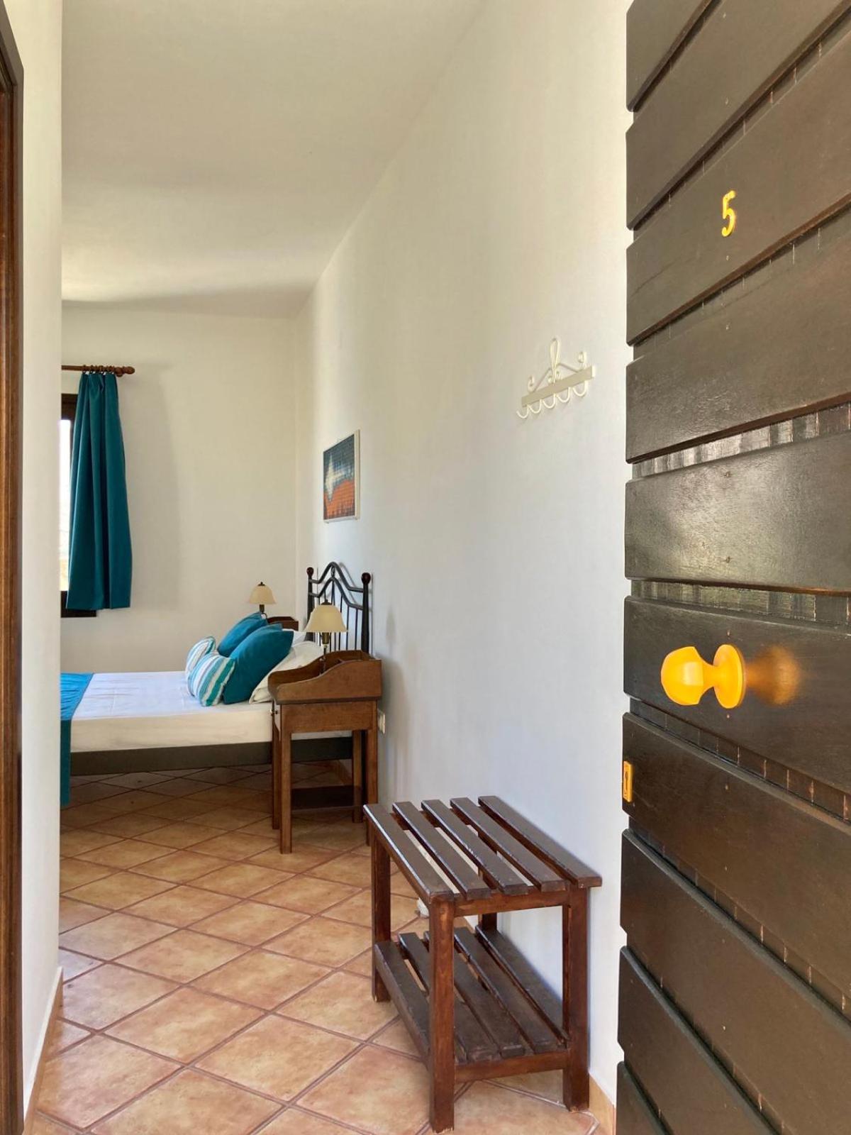 Syrou Lotos Studios & Apartments (Adults Only) Kini Zimmer foto